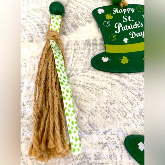 🍀 ST. PATRICK’S DAY WOOD BEAD GARLAND BUNDLE! SET OF 7! BRAND NEW W/TAGS! - Picture 8 of 10